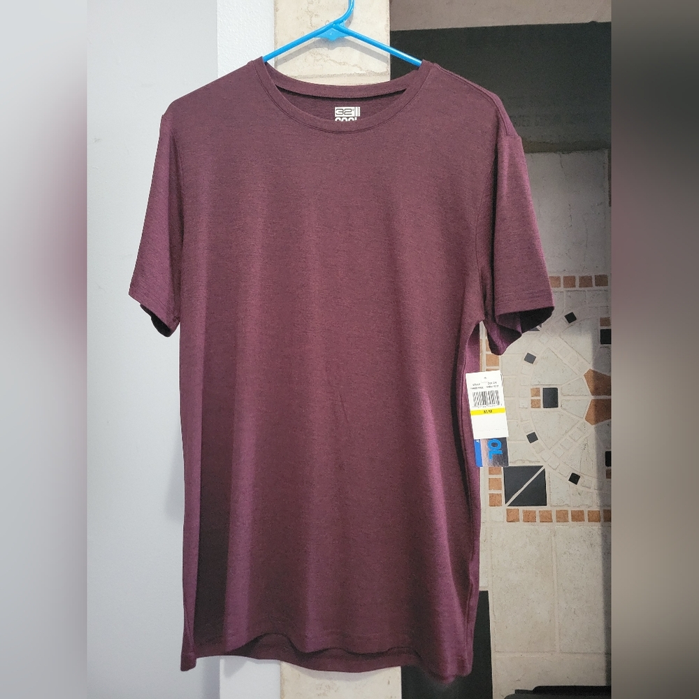 32 Degrees Cool Men's Burgundy Short Sleeve Active Tee Size M- NWT